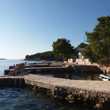 Apartamento Dominis Lavdara Sali
