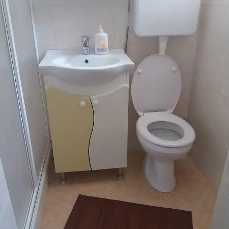 Dominis Lavdara Apartamento