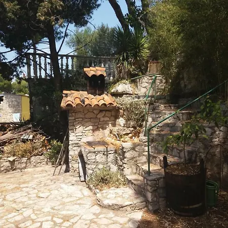 Dominis Lavdara Apartamento Sali